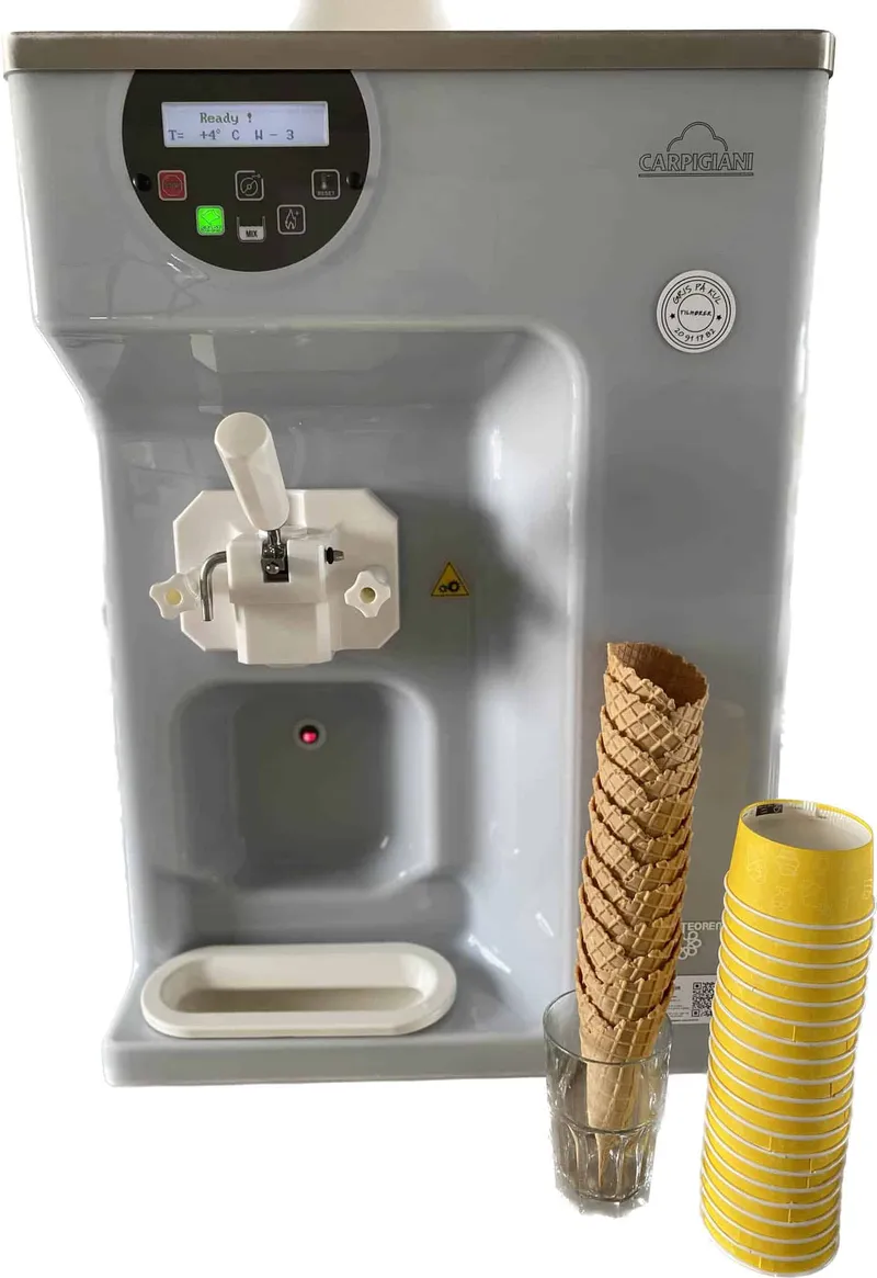 Softicemaskine i brug ved festligt arrangement